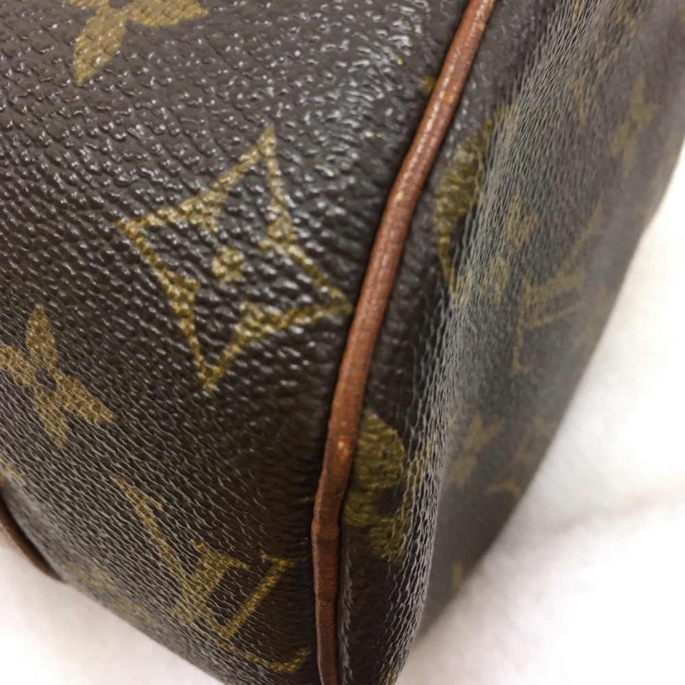 Louis Vuitton Vintage Monogram Papillon 26 - Picture 6 of 16